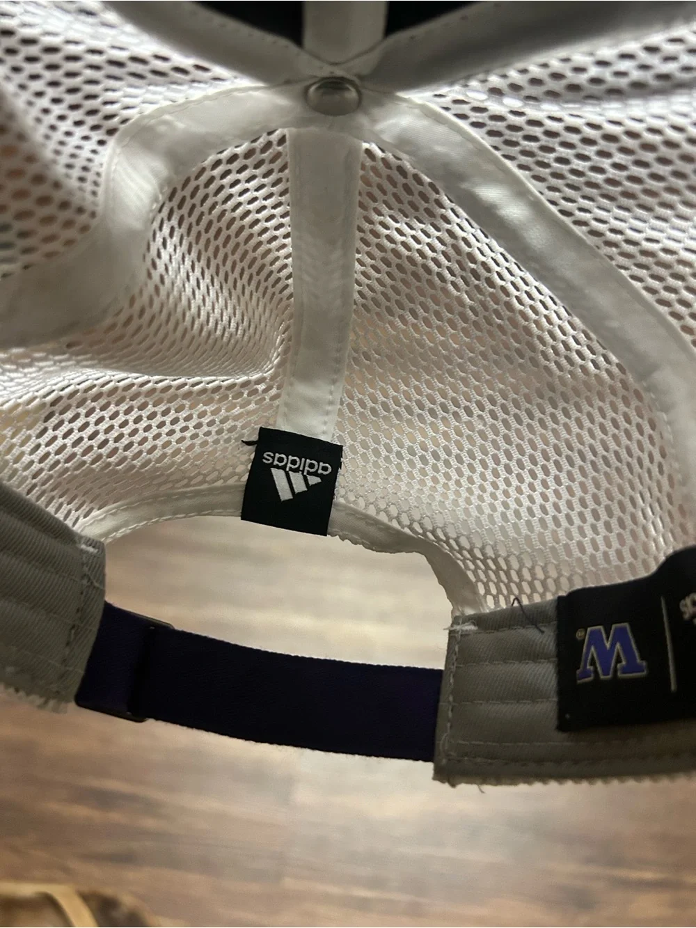 UW Huskies game day hat.